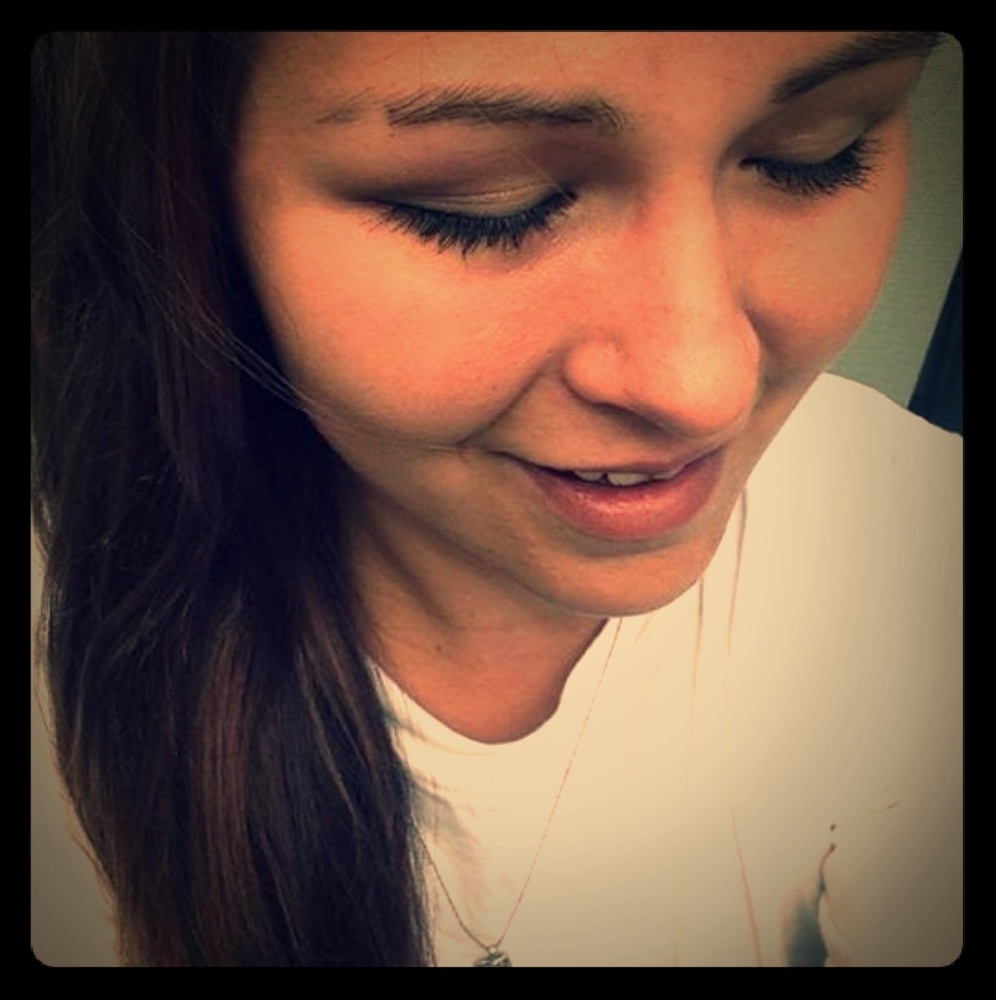 Meet your Posher, Angelique